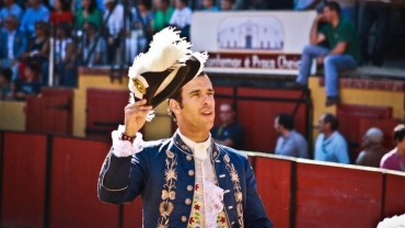VÍTOR RIBEIRO 