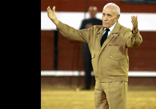 BANDARILHEIRO ANTÓNIO BADAJOZ