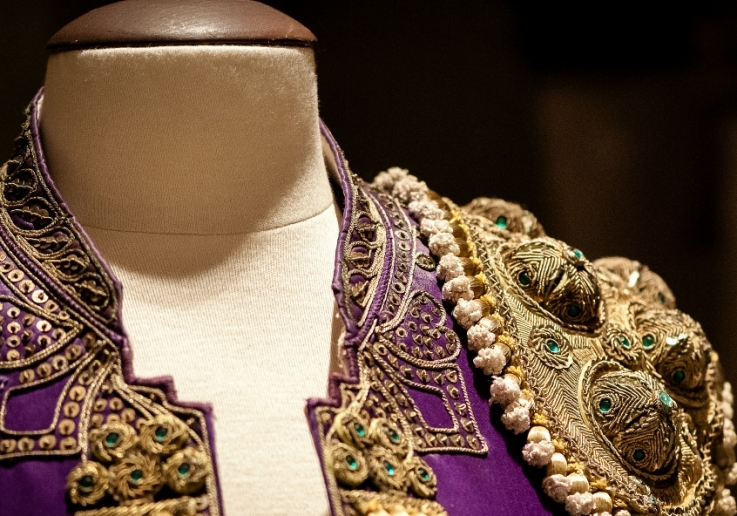 TRAJE DE LUZES DE VITI E VÍTOR MENDES