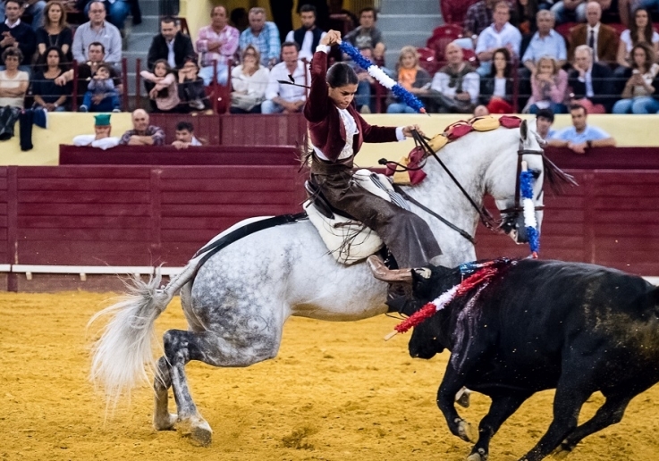 LEA VICENS